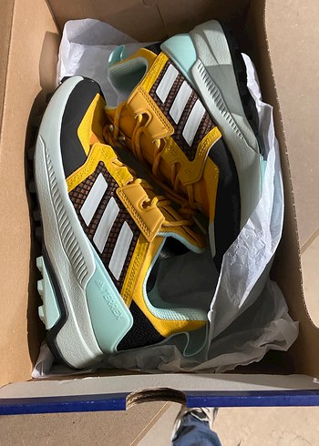 Adidas 38
