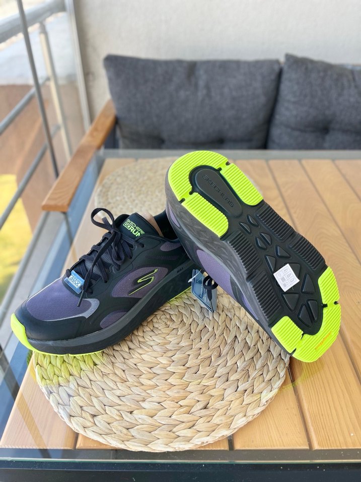 SKECHERS MAX CUSHİONİNG (43,5) numaradır - Görsel 3