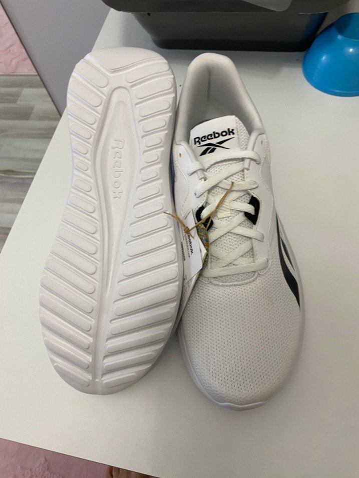 REEBOK ENERGEN LÜX Beyaz Siyah Detaylı Bağcıklı Spor Ayakkabı - Görsel 2