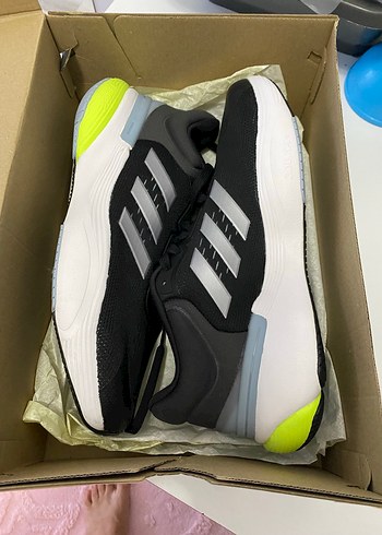 Adidas 42.5