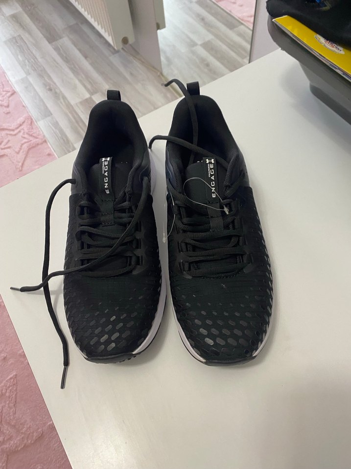 UNDER ARMAUR CHARGED ENGAGE - Görsel 4