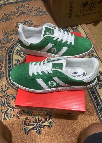 Yeşil Bağcıklı Erkek Sneakers