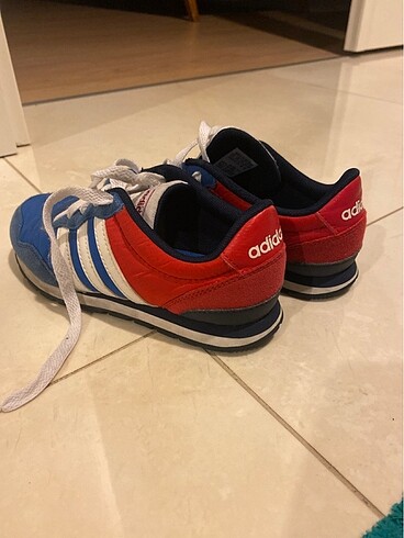 Adidas Çocuk spor ayakkabısı