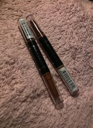 MAC Yumuşacık krem kalem farlar - rimel london