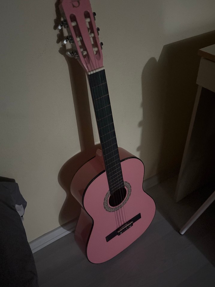 Pastel Pembe Klasik Gitar - Görsel 4