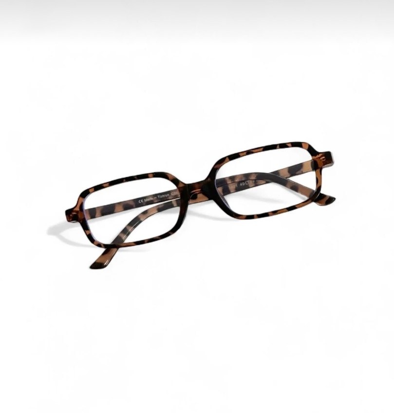 Klasik Bej Şeffaf Kadın Gözlüğü - Görsel 2