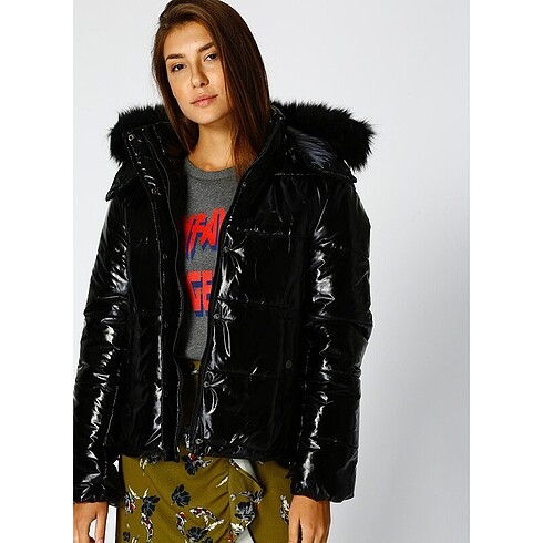 Boyner Black Pepper mont