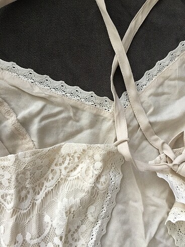 m Beden Abercrombie&Fitch marka beyaz-krem abiye dantel elbise