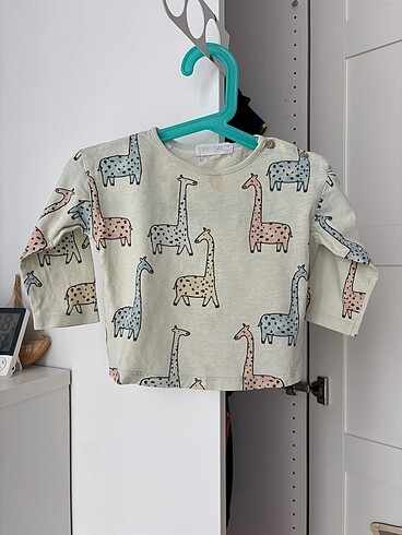 ZARA Tshirt 6-9 ay