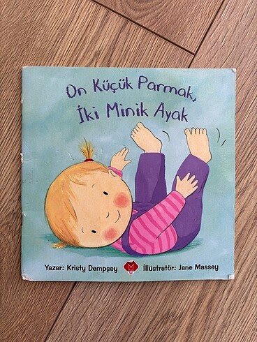 On küçük parmak, iki minik ayak Kitap