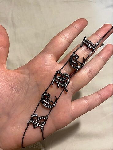 Stradivarius Rebel taşlı choker