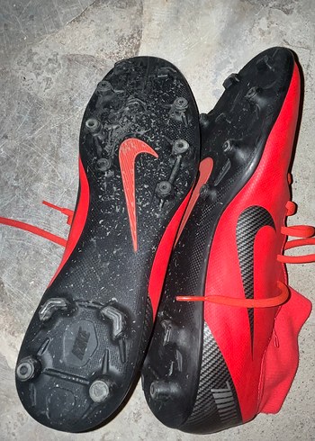 45 Beden Kırmızı Erkek Futbol Ayakkabısı Velcro