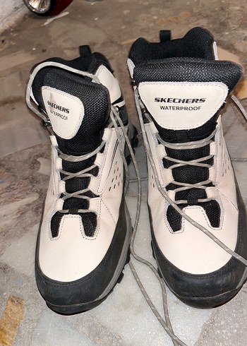 Skechers Beyaz Gri Su Geçirmez Erkek Spor Ayakkabı