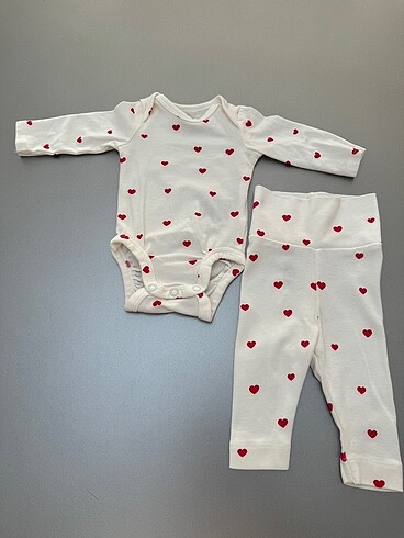 H&M organic kız bebek kalpli takım