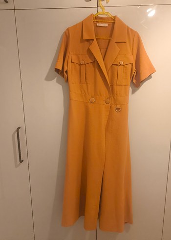 Zara Turuncu Midi Elbise Siklik Ve Rahatlik Bir Arada