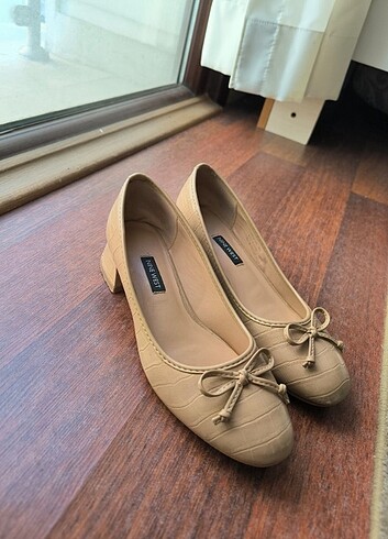 38 Beden Nine West Babet
