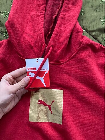 kirmizi puma sweatshirt yeni