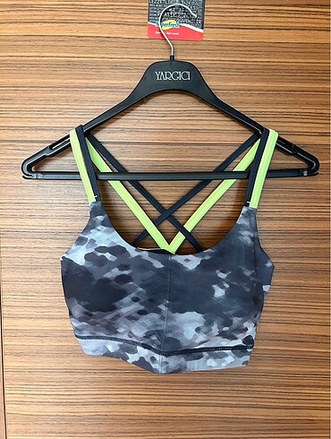 Spor bustiyeri