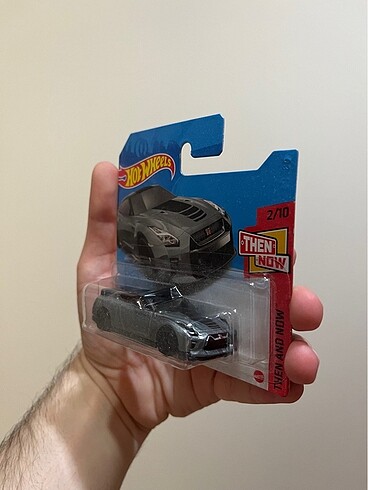  Beden Renk Hotwheels Nissan GTR R35 2021 Üretim Kapalı kutu