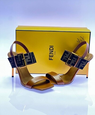 Beymen FENDI ROMA topuklu