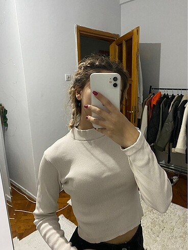 Diğer krem crop üst