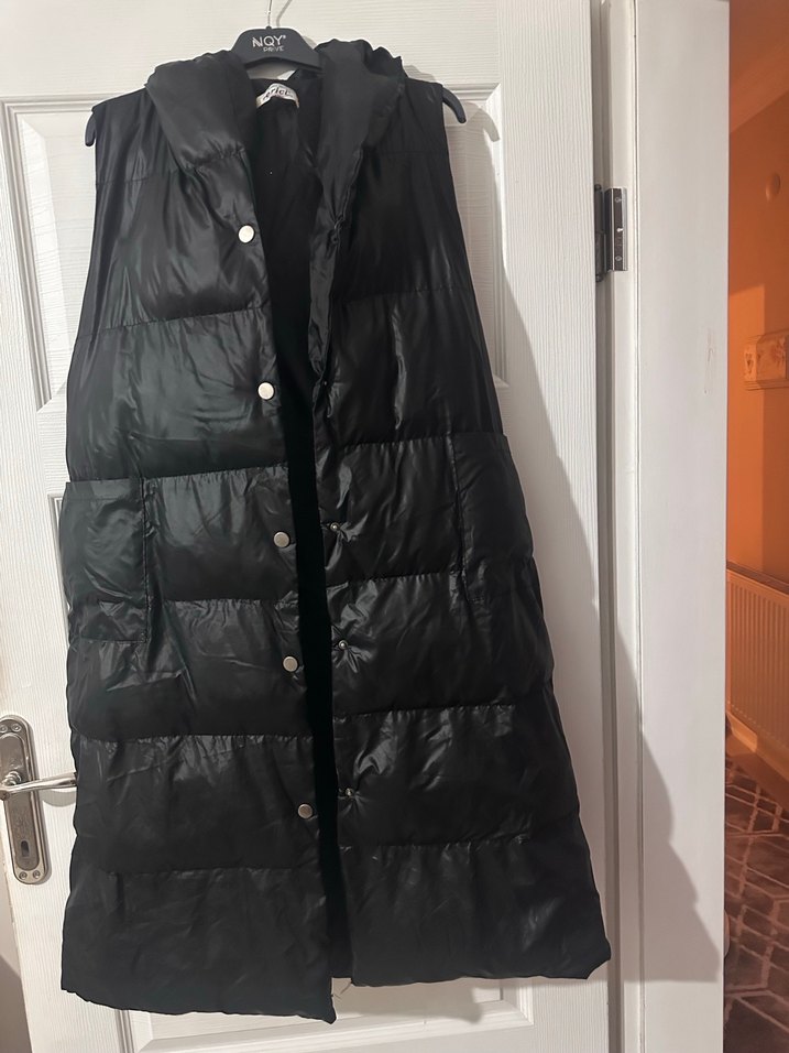 Düğmeli Uzun Siyah Kadın Yelek - Görsel 2