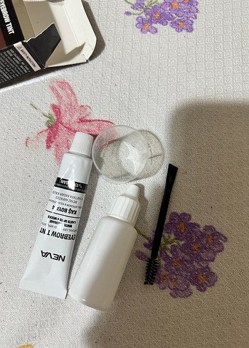 Beden Doğal Kahve Renkli Kaş Boyası