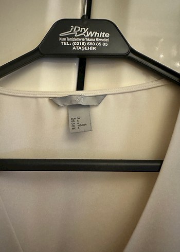 H&M V Yaka Beyaz Kadın Bluz