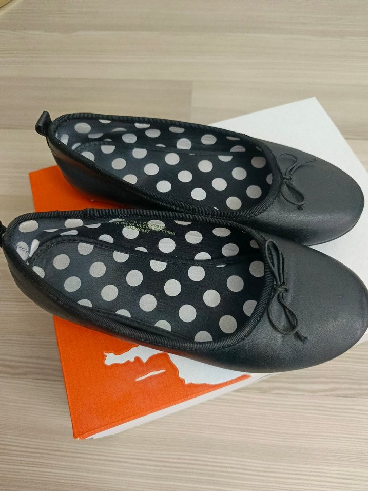 32 no Kızlar için Siyah Puantiyeli Fiyonklu Babet - Görsel 5