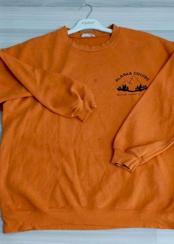 m Beden turuncu Renk Snow S M yazıyor L BEDEN DE OLUR Turuncu Baskılı Sweatshirt