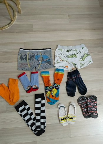 6 7 yaş Çocuklar için renkli ve desenli çorap seti - Görsel 11