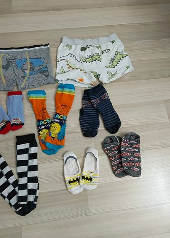 6 7 yaş Çocuklar için renkli ve desenli çorap seti - Görsel 6