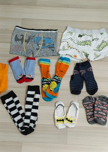 6 7 yaş Çocuklar için renkli ve desenli çorap seti - Görsel 13