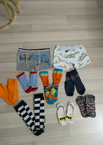 6 7 yaş Çocuklar için renkli ve desenli çorap seti - Görsel 8