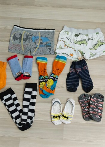 6 7 yaş Çocuklar için renkli ve desenli çorap seti - Görsel 16