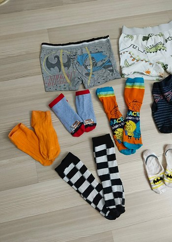 6 7 yaş Çocuklar için renkli ve desenli çorap seti - Görsel 5