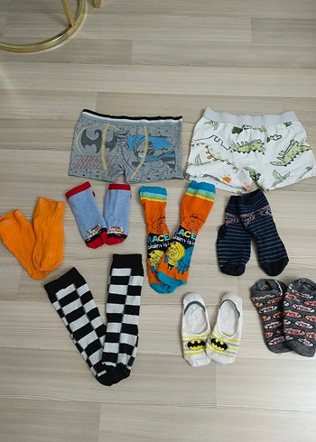 6 7 yaş Çocuklar için renkli ve desenli çorap seti - Görsel 12