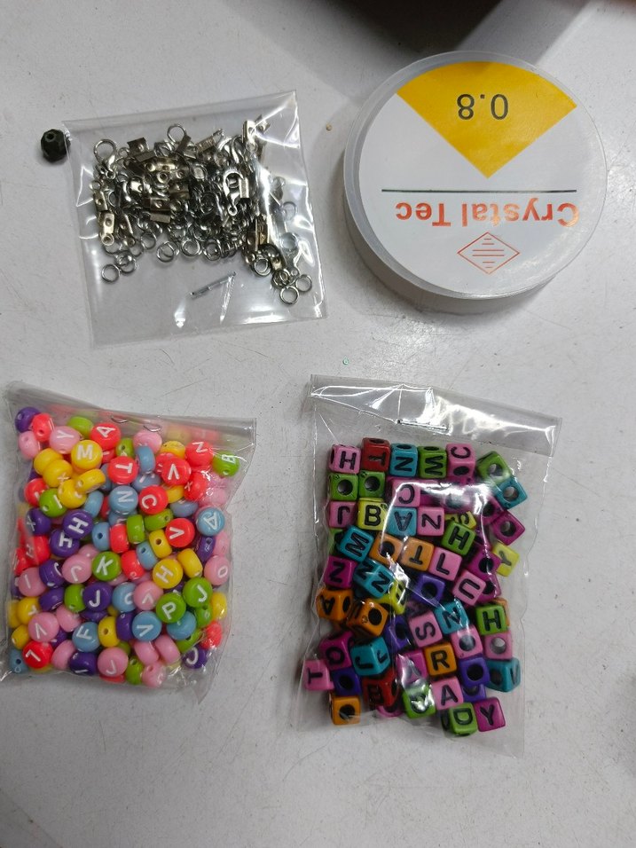 Sıfır paketli Renkli harfli Boncuk Seti  misina klips 10 takım - Görsel 2