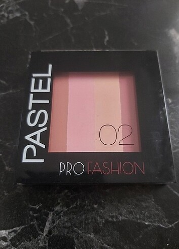 Pastel colorist 02 blush
