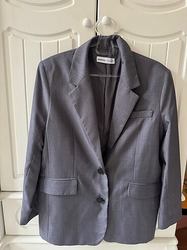 BERSHKA blazer