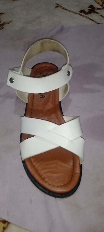 39 Beden beyaz Renk Sandalet 
