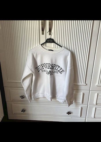 Beyaz Sweatshirt