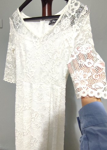 Dantel Detaylı Beyaz Elbise - Görsel 3