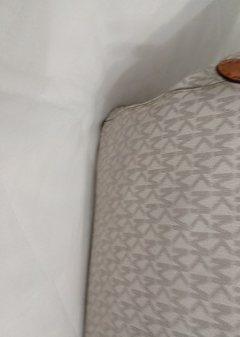 Michael Kors Bej Deri Kadın Omuz Çantas orjinal markaı - Görsel 6