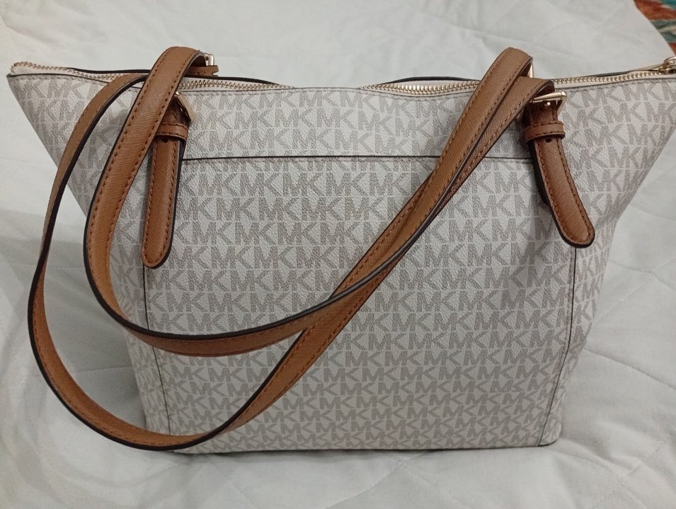 Michael Kors Bej Deri Kadın Omuz Çantas orjinal markaı - Görsel 4