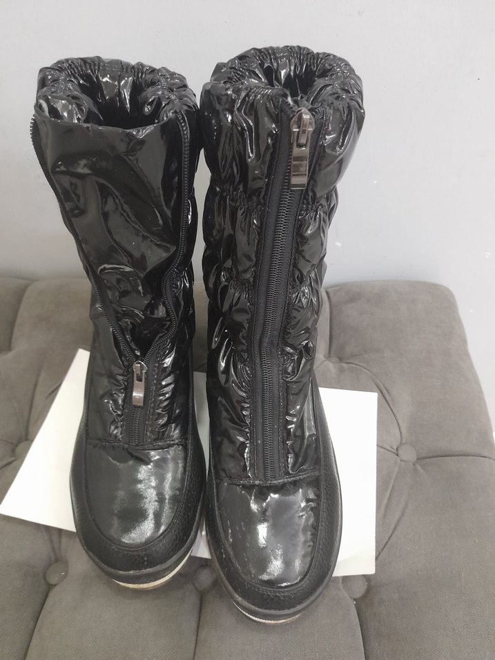 Yüksek Topuklu Siyah Rugan Kadın Bot - Görsel 2