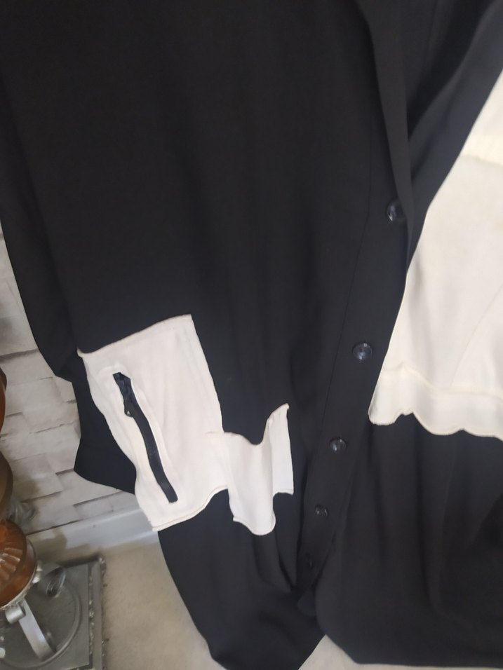 Siyah Beyaz Düğmeli Street Wear Gömlek elbise dız üstü - Görsel 3