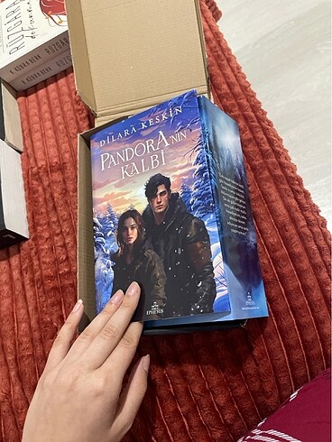 Beden Renk Pandoranın kalbi