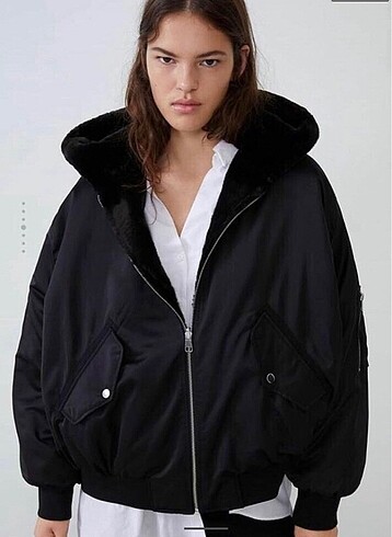 Zara Çift Taraflı Bomber Mont