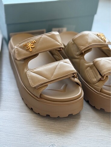 Prada Prada terlik